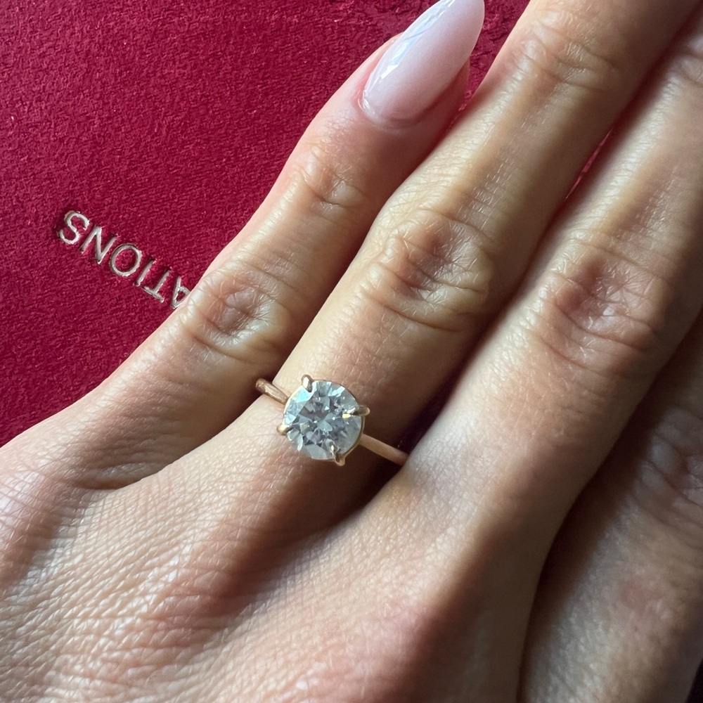 Diamond engagement ring GIA gold solitaire ring size 5